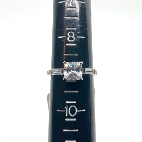 SIZE 9 925 Square Cut CZ Ring - Picture 10 of 12